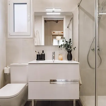 Balai - 2 Bedrooms In Eixample Dreta Barcelona