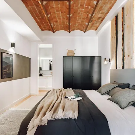Daire Balai - 2 Bedrooms In Eixample Dreta Barselona